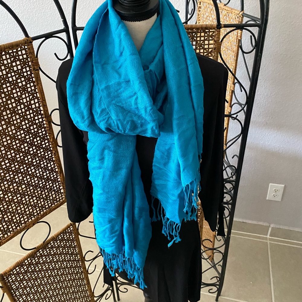 Amazing Fashion Scarf
